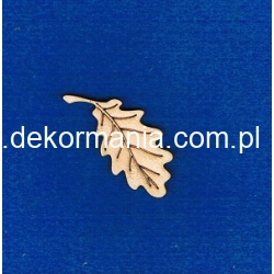 Listek , liść dębu  7,5x3,5 cm